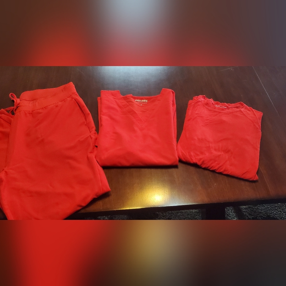 Mandala Red Scrub Set XLT/XL